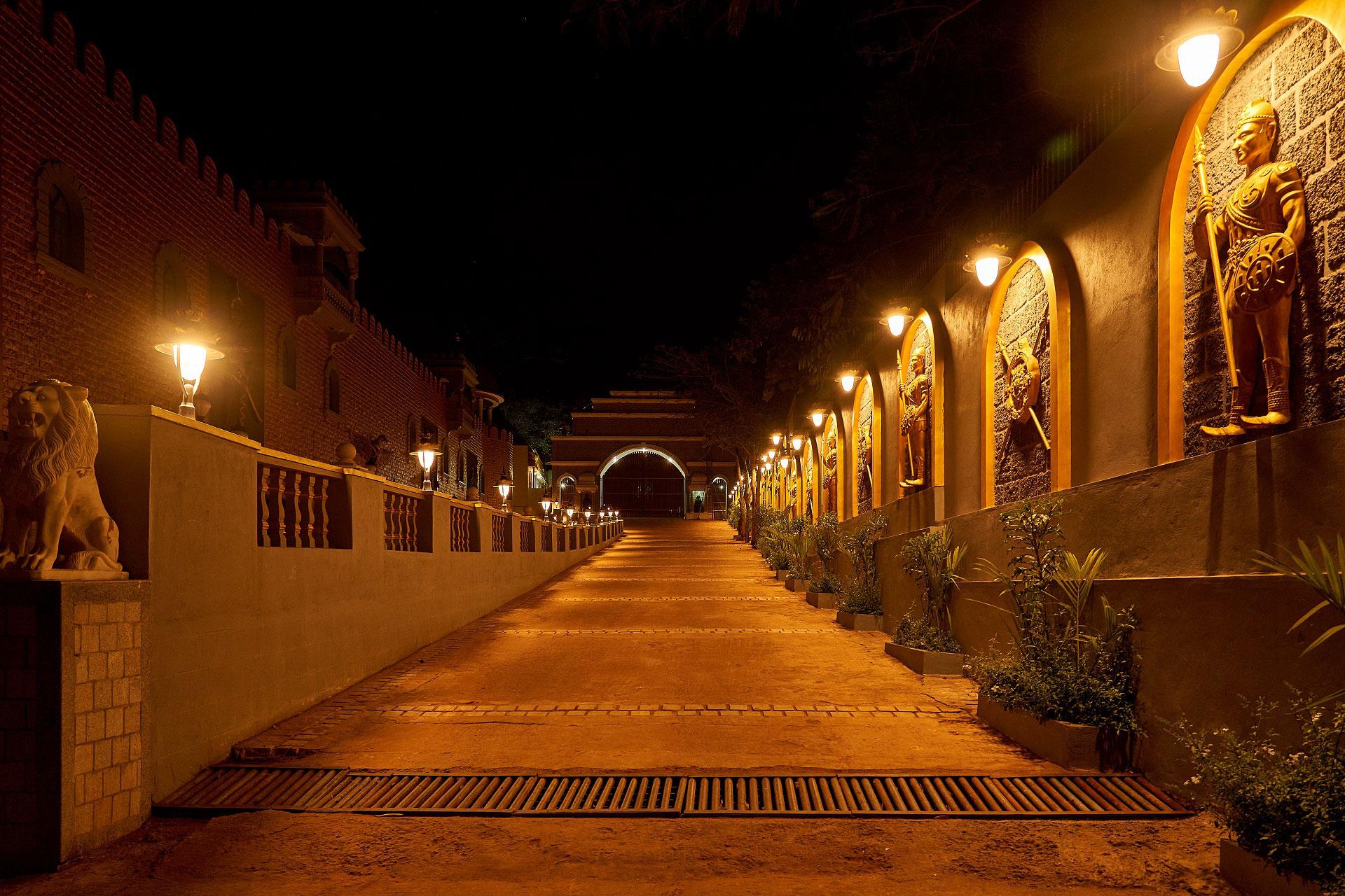 Business Suite - Aesthetic View